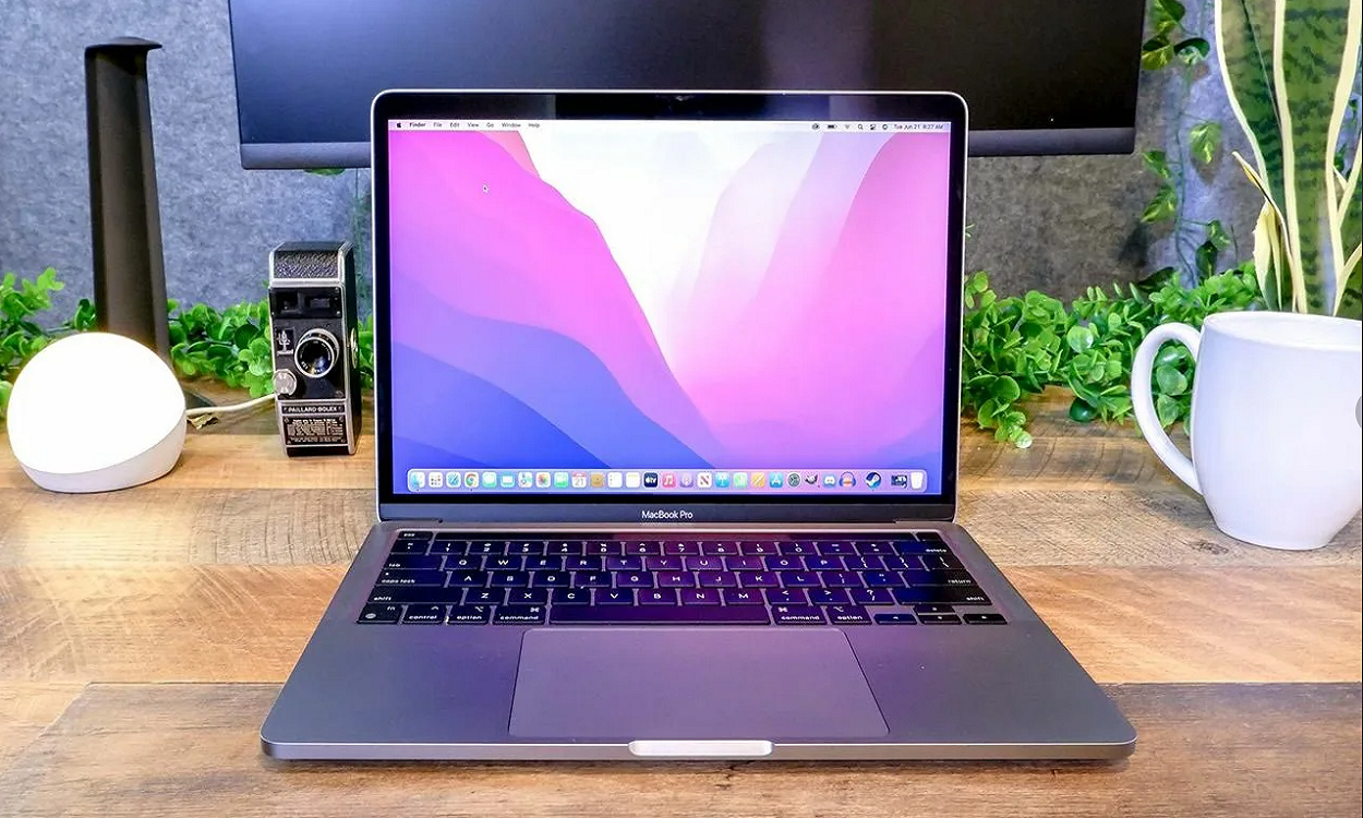 Apple выпускает новый MacBook Pro с M2-чипом: все, что нужно знать